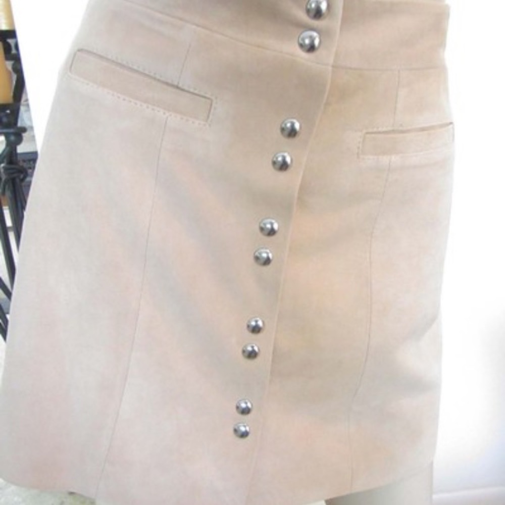 Intermix skirt